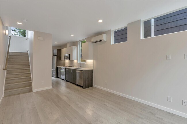 Foto del edificio - 503 NE 72nd St