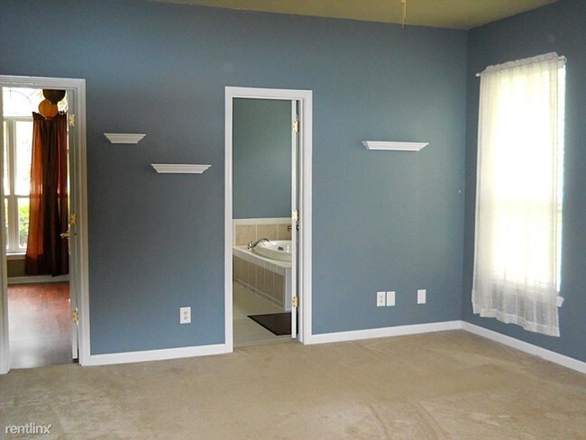 Building Photo - 13997 Challenger Dr