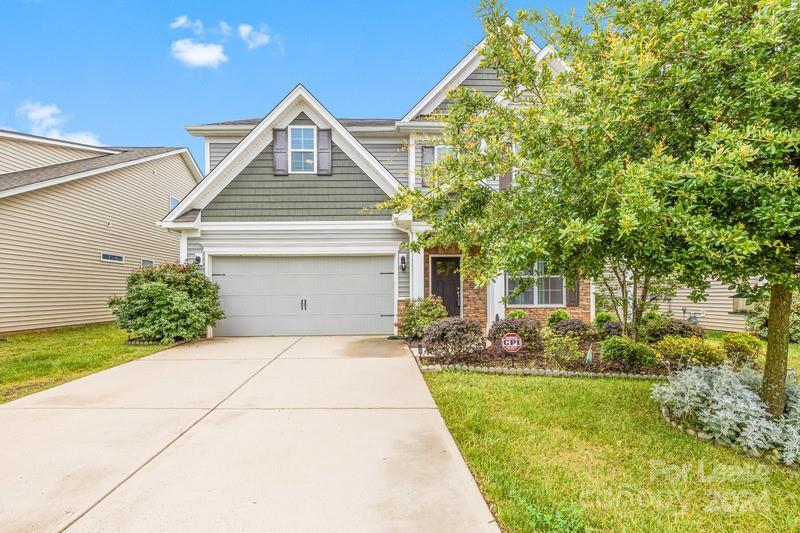 Foto principal - 8813 Douglas Palace Ct