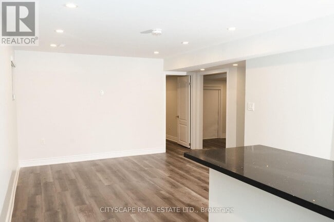 Building Photo - 812 Magnolia Tsse.