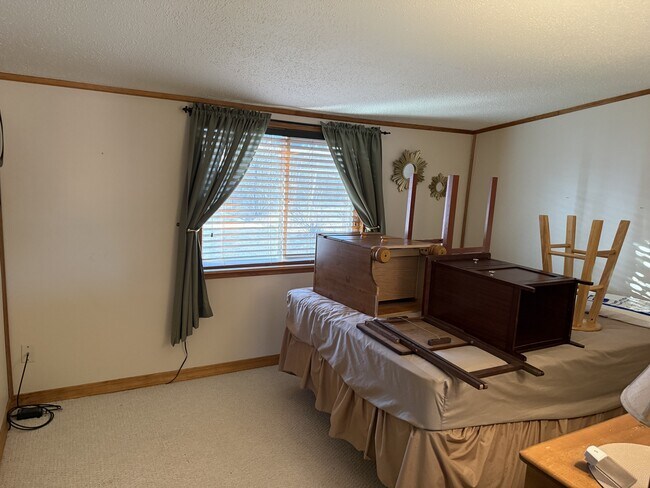 Foto del edificio - 259 E Oakland St