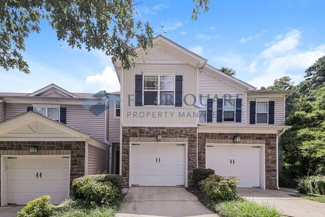 Foto del edificio - Townhome | Back Patio with Privacy Fence |...