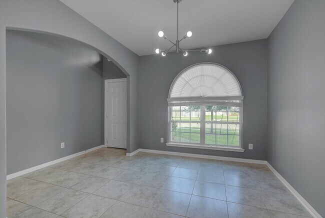 Building Photo - 12411 King Olaf Dr