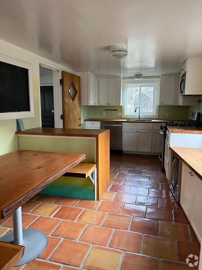 Alberta Arts District Apartments for Rent Portland, OR 5 Rentals