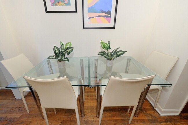 Foto del edificio - 1762 2nd Ave