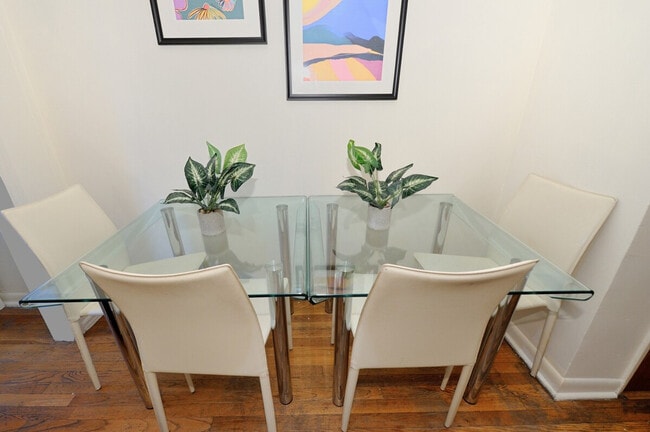 Building Photo - 1762 2nd Ave