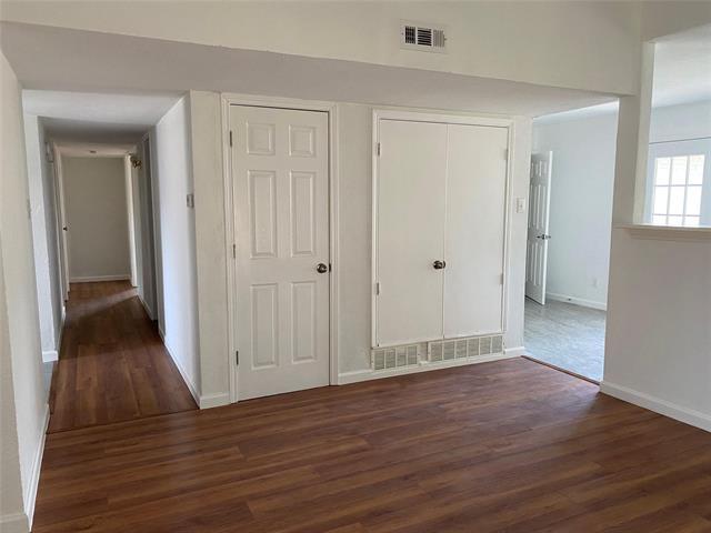 Foto del edificio - 854 Timberdale St