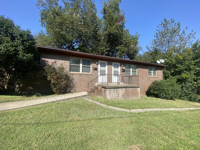 528 W Wheeler St, Dyersburg, TN 38024 House Rental in Dyersburg, TN