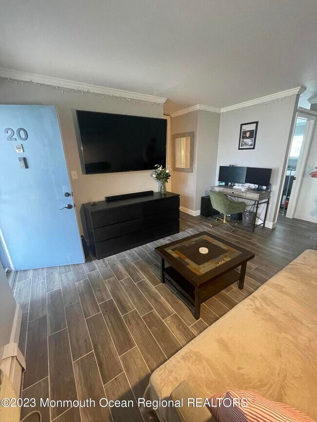 Foto del edificio - 455 Ocean Blvd