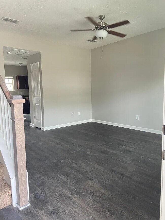 Building Photo - 4054 Saddlecreek Wy
