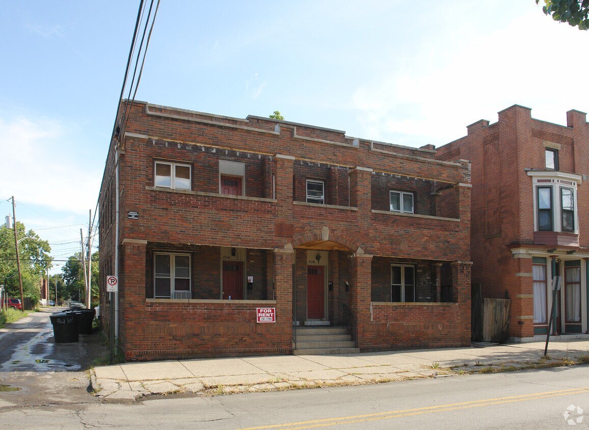Building Photo - 452-454 W 3rd Ave