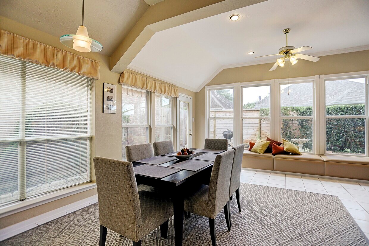 Foto del edificio - 7019 Lawler Ridge