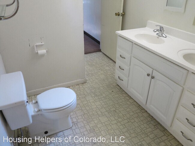 Building Photo - 5 br, 2.5 bath House - 425 South 39th Street