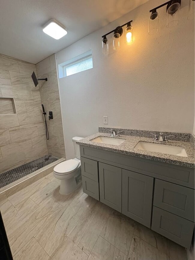 Foto del edificio - 16409 Pecan St