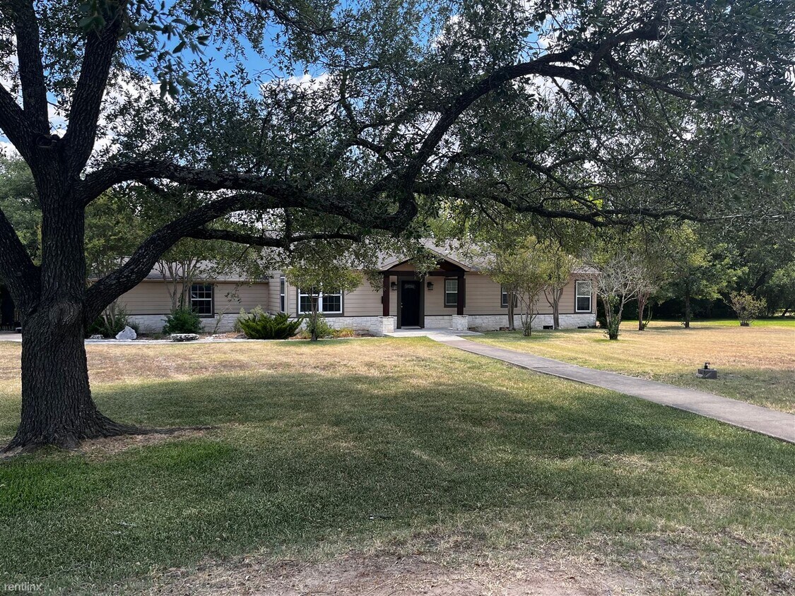 Primary Photo - 4 br, 3 bath House - 1013 Walton Dr