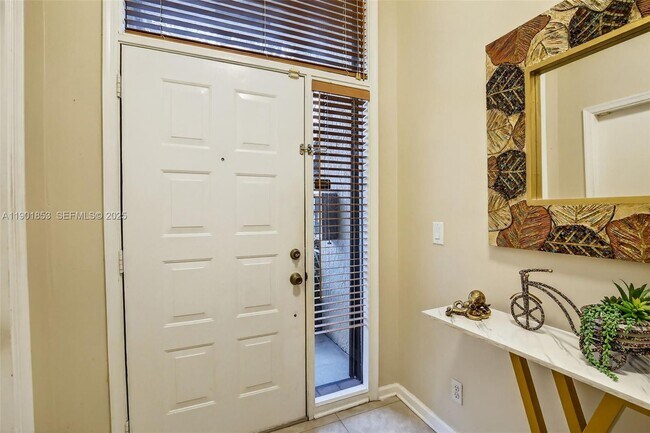 Foto del edificio - 1002 NW 105th Ave