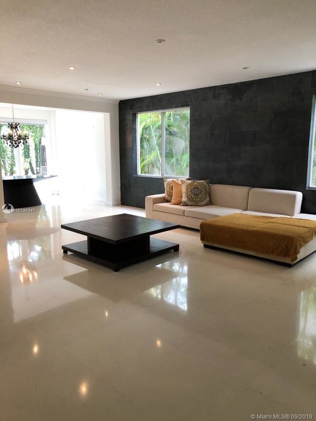 Foto del edificio - 11321 NW 46th Ln