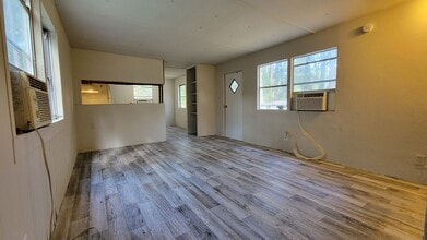 Building Photo - 1920 NW 119th Ct