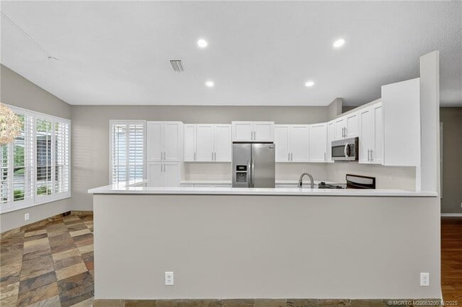 Foto del edificio - 2274 SW Olympic Club Terrace