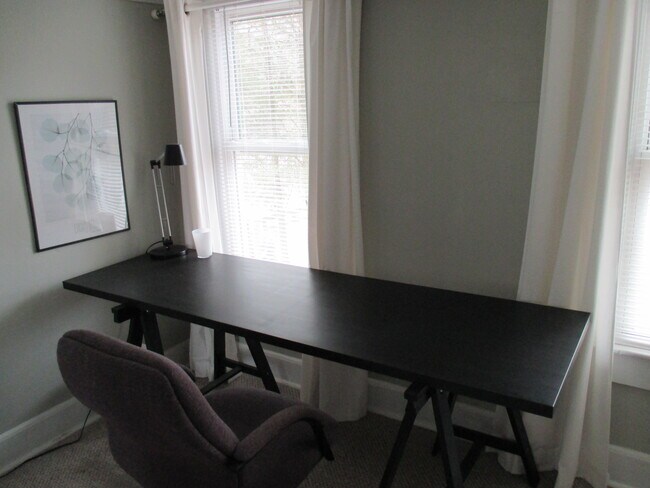 Foto del edificio - 254 Baird Cove Rd