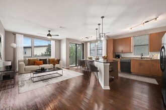 Interior Photo - Arthouse