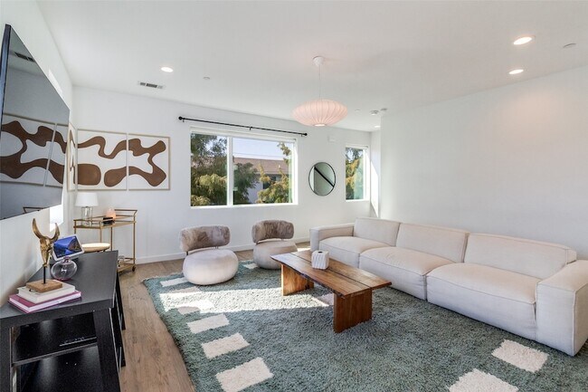 Foto del edificio - 1430 Grigsby Ave