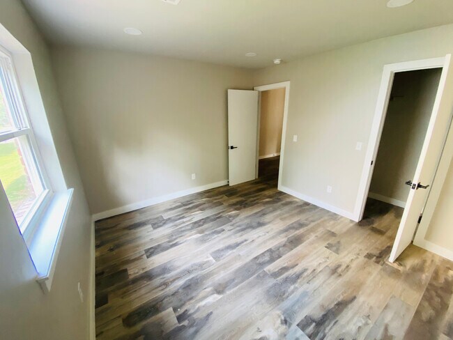 Building Photo - 3016 Red Rock Cir