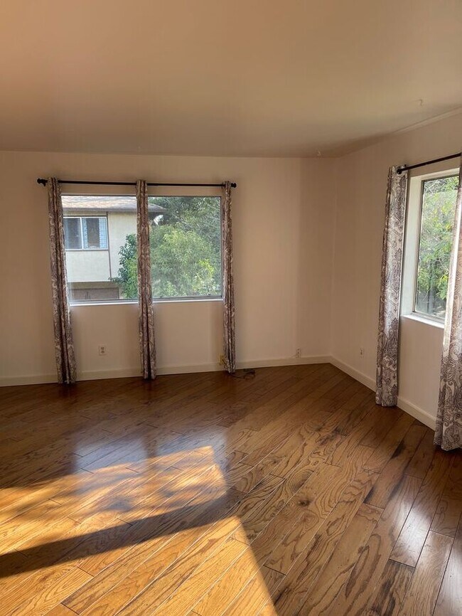 Foto del edificio - Great 3 bedroom 2 bath home in Fremont