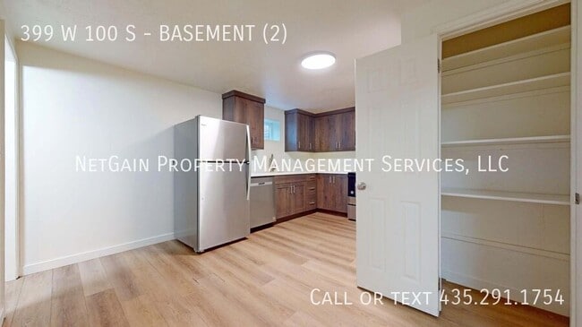 Building Photo - 399 W 100 S