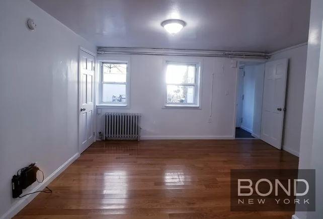 Foto del edificio - 1 bedroom in Brooklyn NY 11211