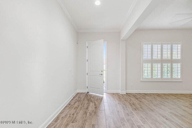 Building Photo - 2861 Bastia Ct