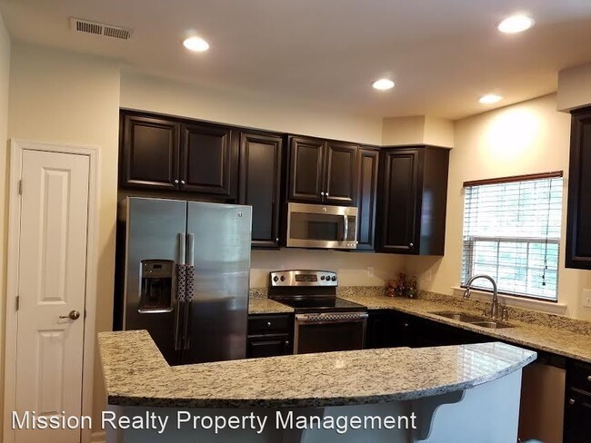 Building Photo - 3 br, 3.5 bath House - 533 Creekwillow Drive