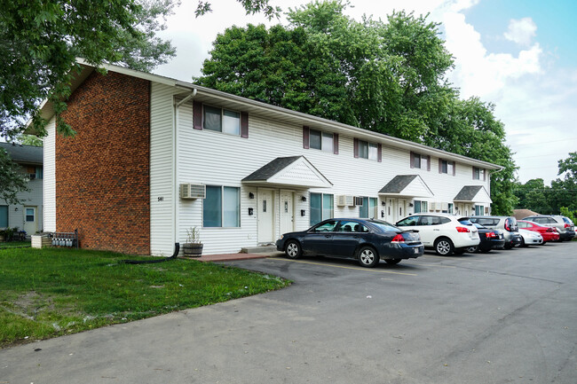 Foto del edificio - Sundale Townhomes