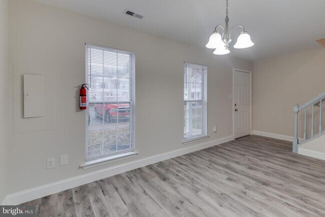 Foto del edificio - 47726 Devin Cir