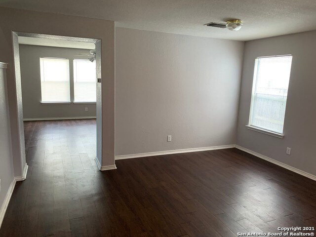 Building Photo - 1006 Avocet
