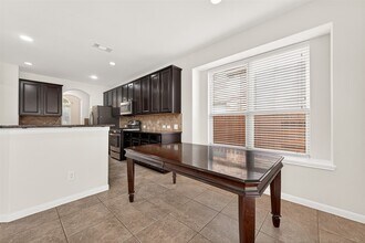 Building Photo - 17415 Sandalisle Ln