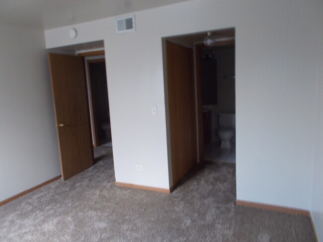 Foto del edificio - 1720 Sable Ln