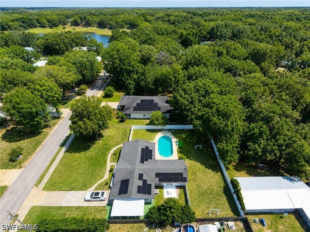 Foto del edificio - 655 Pointview Rd