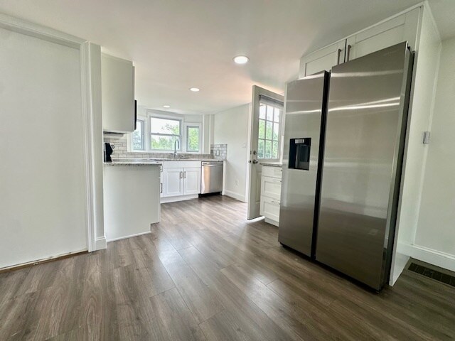 Foto del edificio - 243 Park Ln