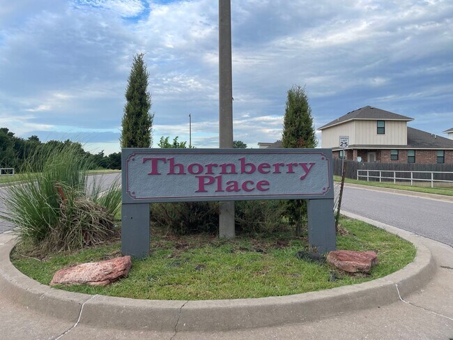 Photo - Mustang Schools House