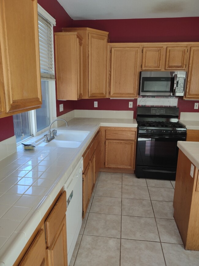 Foto del edificio - 40543 Chantemar Way