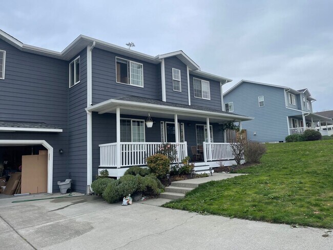 Foto del edificio - Beautiful 3 Bedroom Home with Massive Garage and Bonus Room