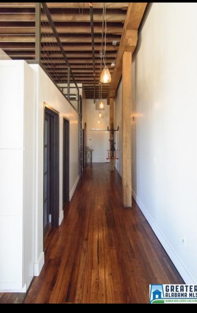 Building Photo - BIRMINGHAM DOWNTOWN CONDO FOR LEASE