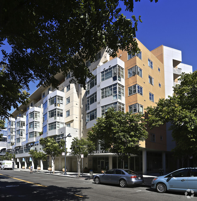 Foto del edificio - Mission Creek Senior Community