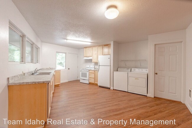 1127 King Rd, Moscow, ID 83843 - Apartment for Rent in Moscow, ID | Apartments.com