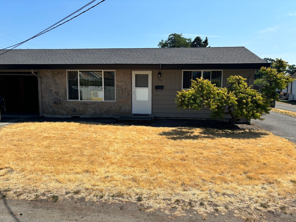 Primary Photo - 331 13th Pl NW