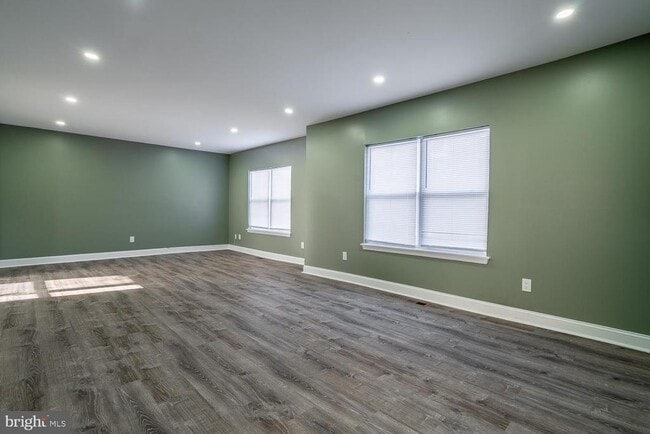 Building Photo - 95 New Freedom Rd