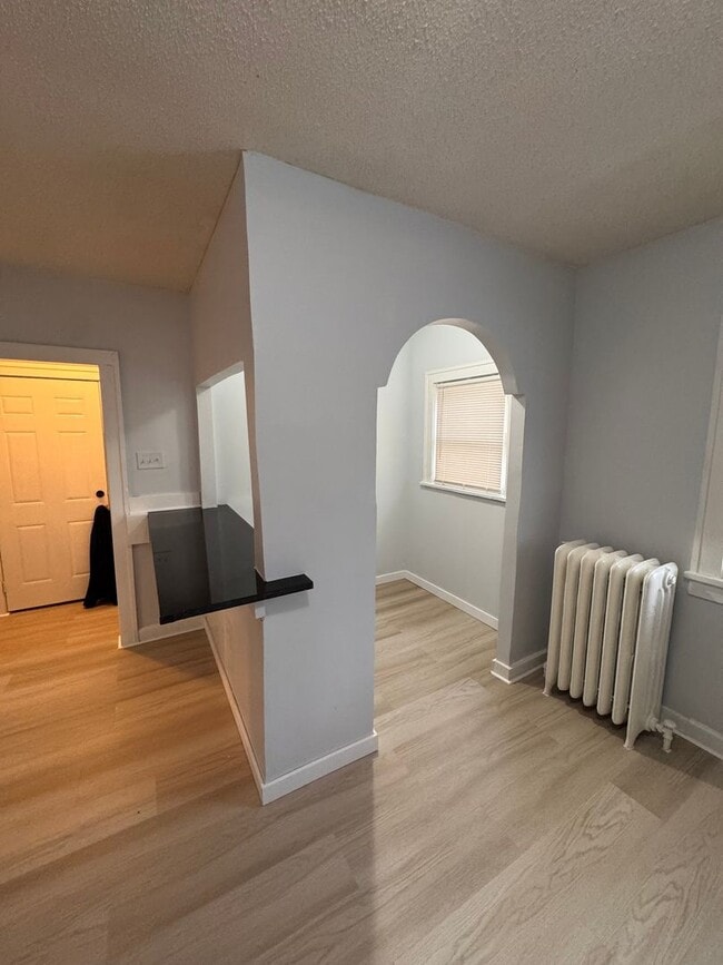 Foto del edificio - 1429 Knox Ave N