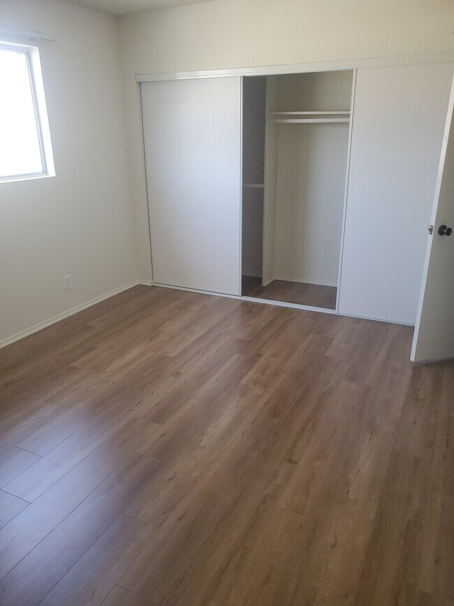 Foto del edificio - 5227 Hermitage Ave