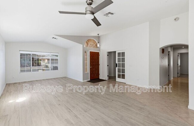 Foto del edificio - 3413 E Kerry Ln